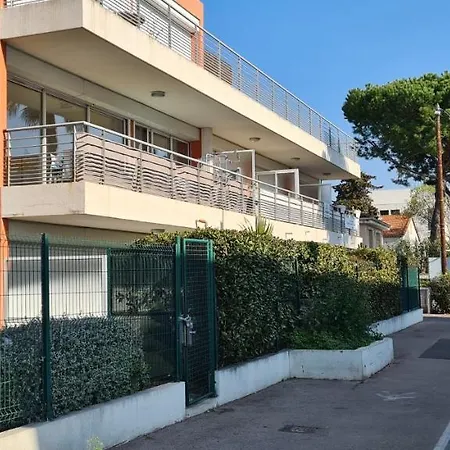 Syracuse Aparthotel Villeneuve-Loubet